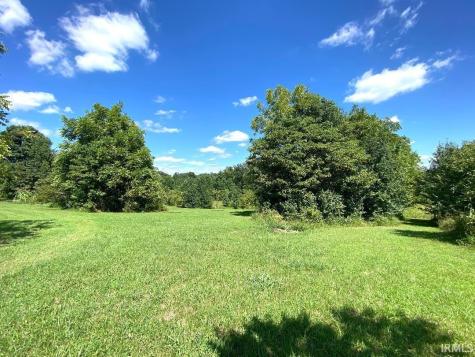 1757 S Walnut Grove Road Bloomfield IN 47424