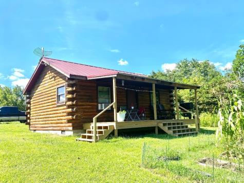 1757 S Walnut Grove Road Bloomfield IN 47424