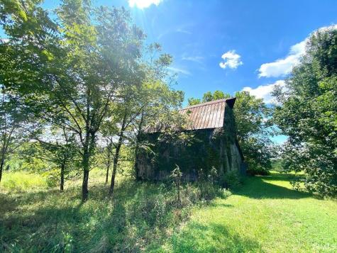 1757 S Walnut Grove Road Bloomfield IN 47424