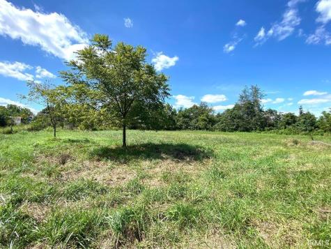 1757 S Walnut Grove Road Bloomfield IN 47424