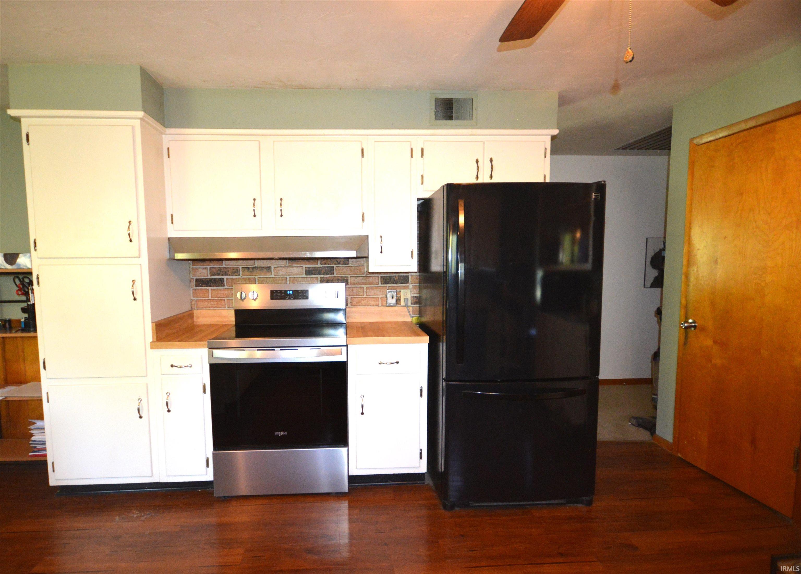 118 Clark Street Walkerton IN 46574