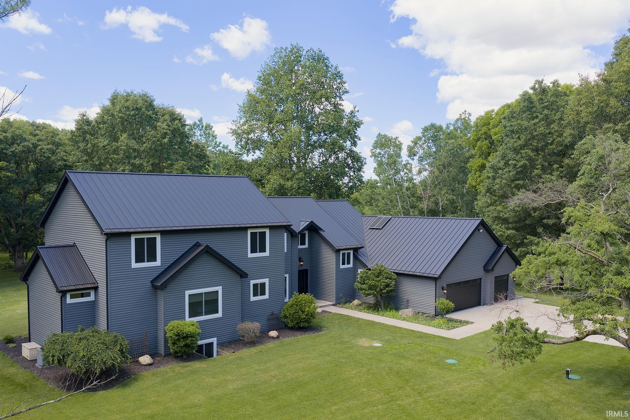 54725 County Road 33 Middlebury IN 46540