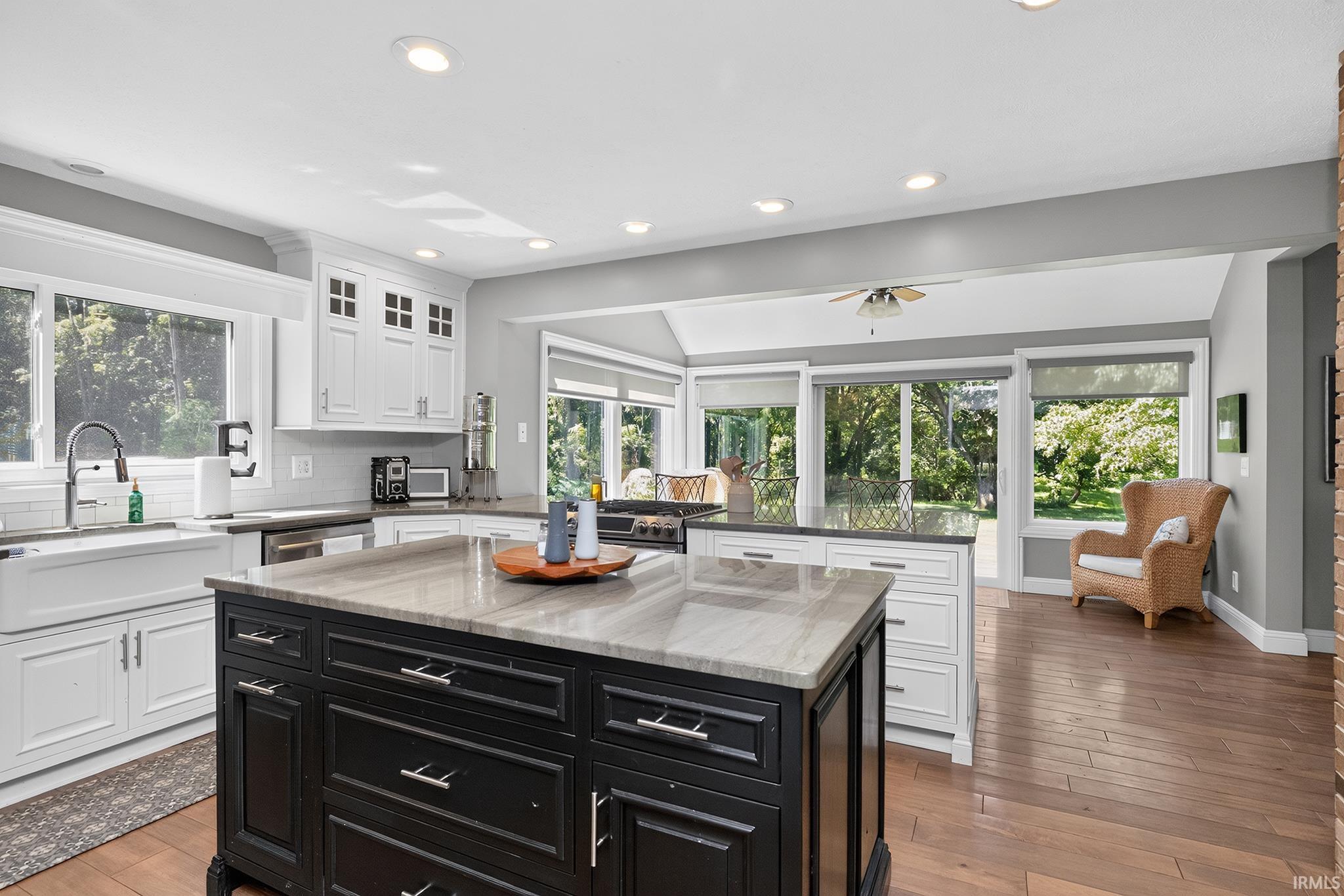 54725 County Road 33 Middlebury IN 46540