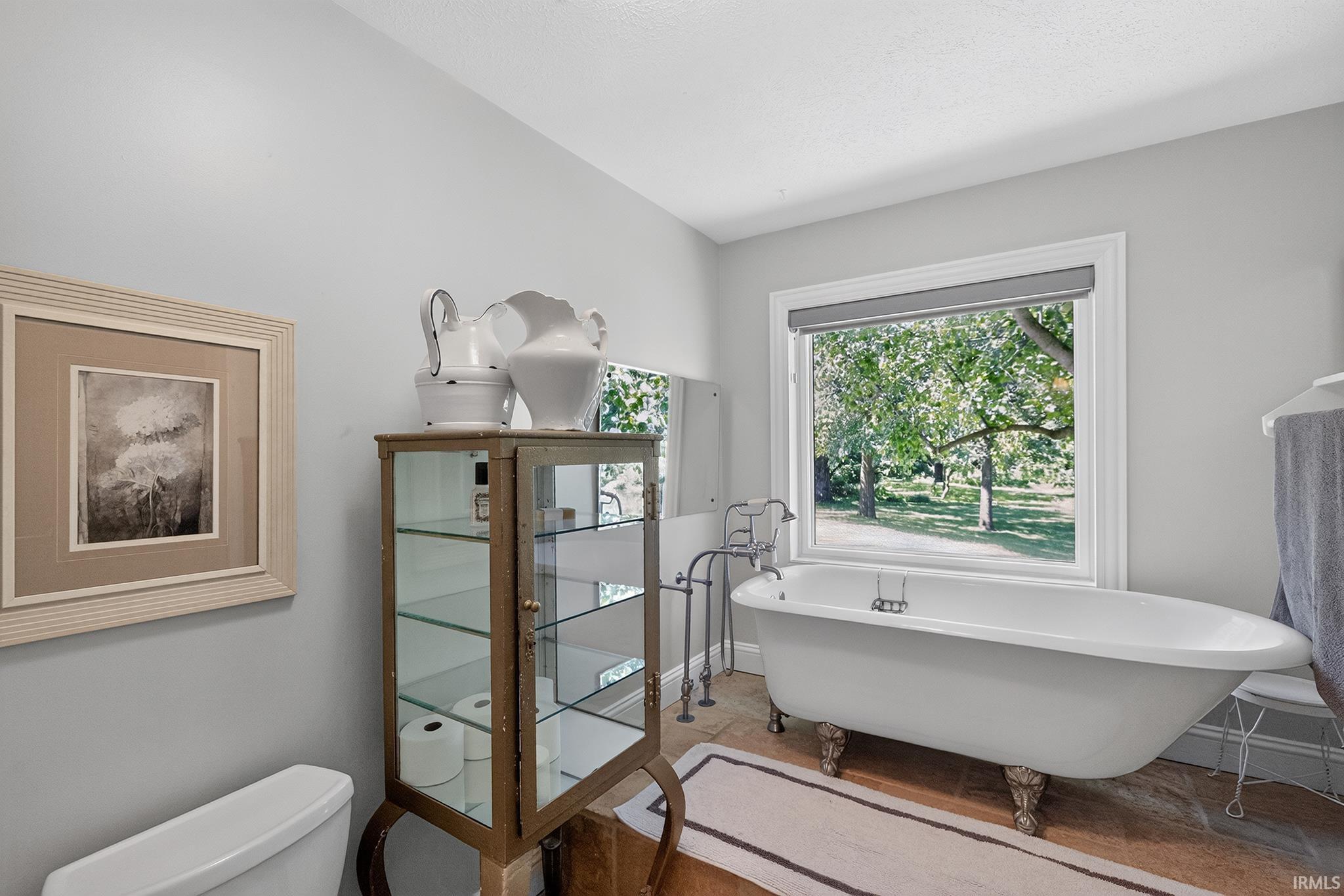 54725 County Road 33 Middlebury IN 46540