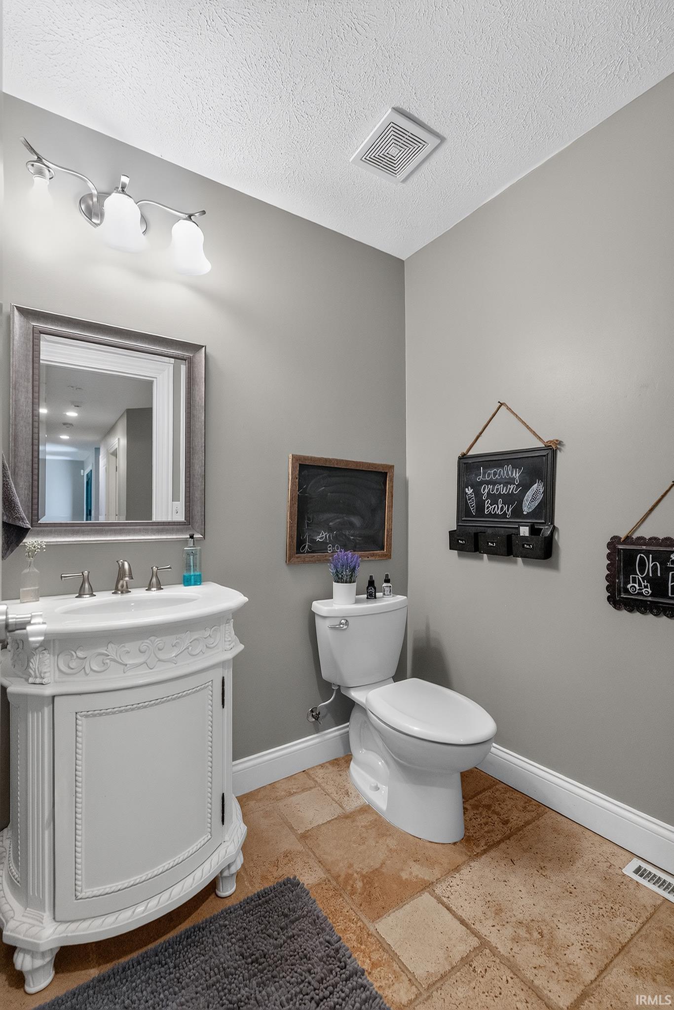 54725 County Road 33 Middlebury IN 46540