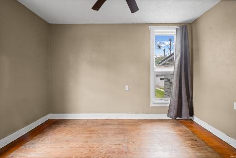 107 W Midway Street Colfax IN 46035