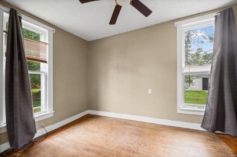 107 W Midway Street Colfax IN 46035