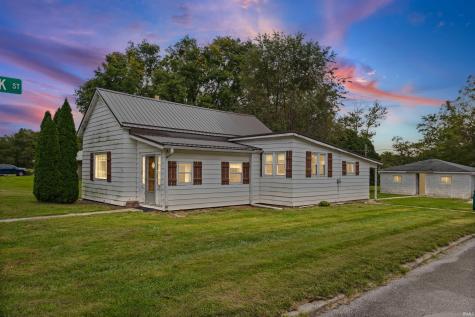 107 W Midway Street Colfax IN 46035