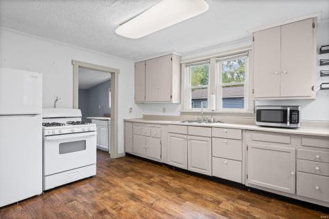 107 W Midway Street Colfax IN 46035