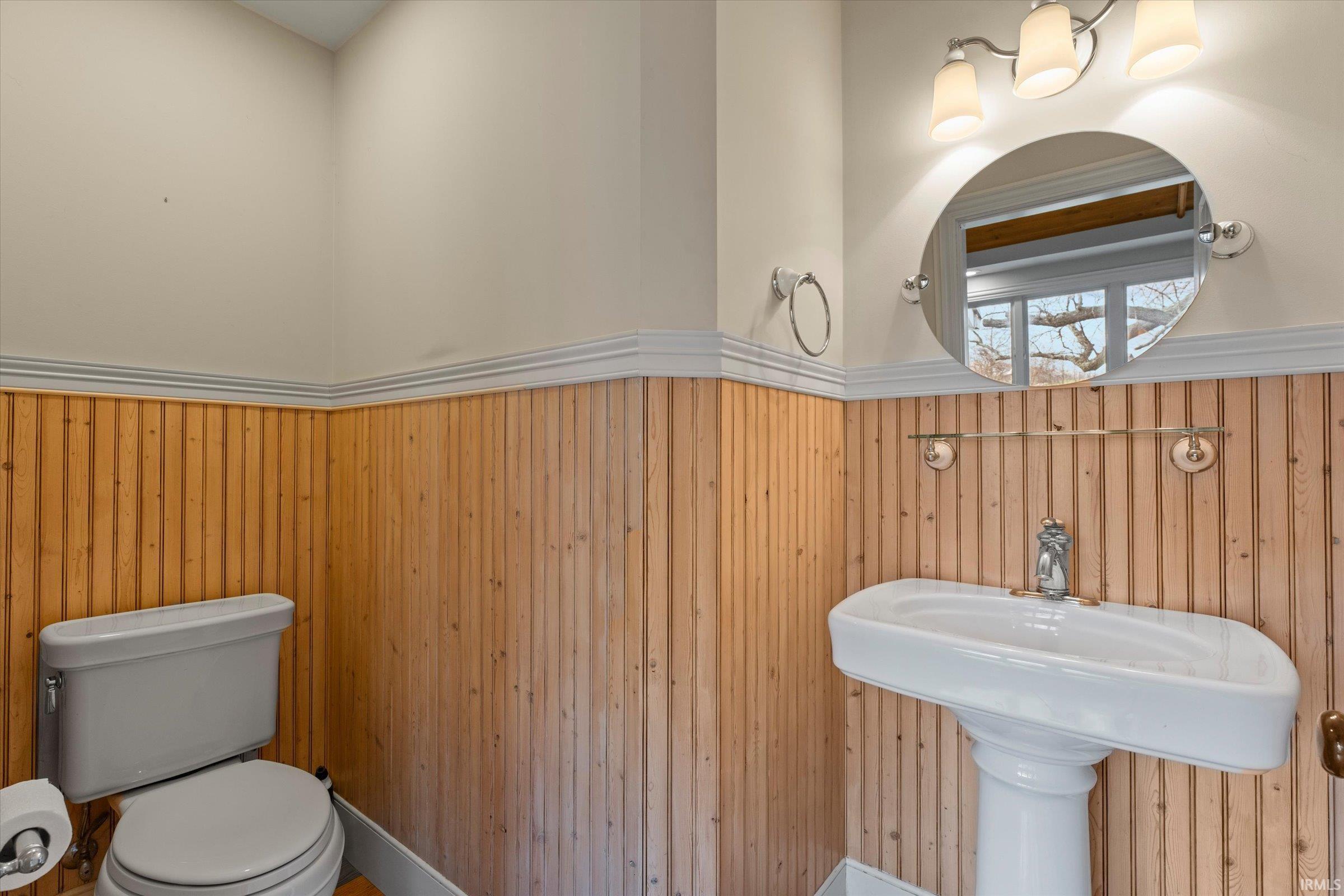 20216 Muckshaw Road Argos IN 46501