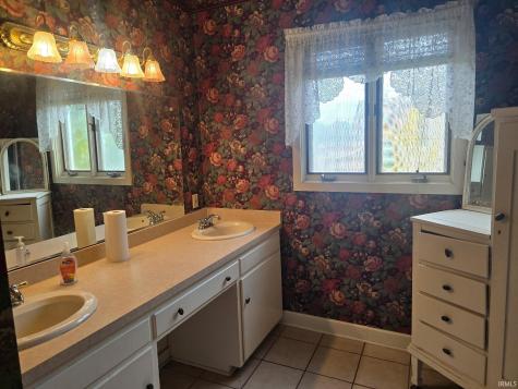 822 W 5th Street Marion IN 46953