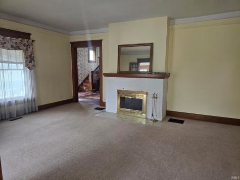 822 W 5th Street Marion IN 46953