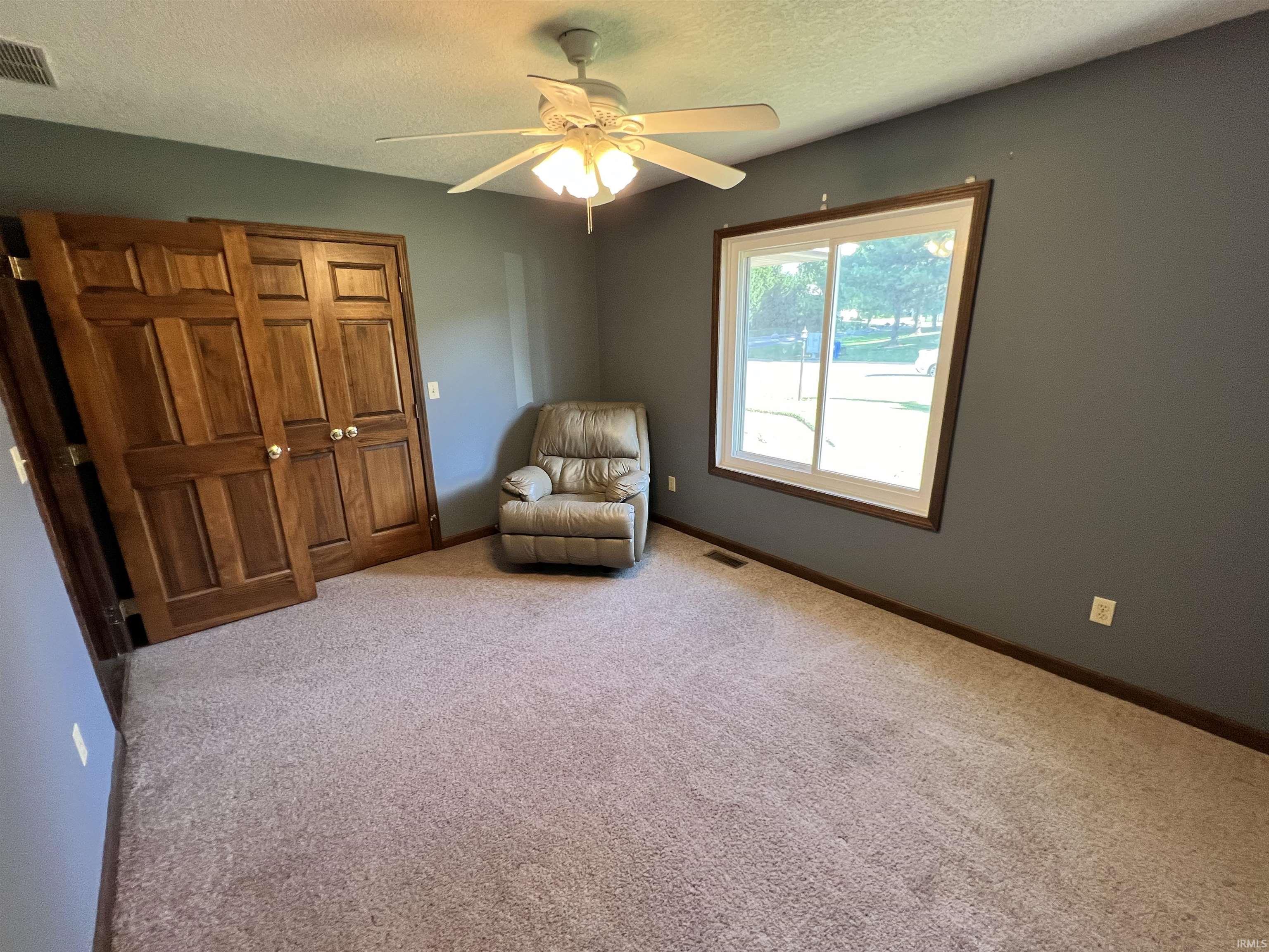 223 E Deerwood Court Warsaw IN 46582