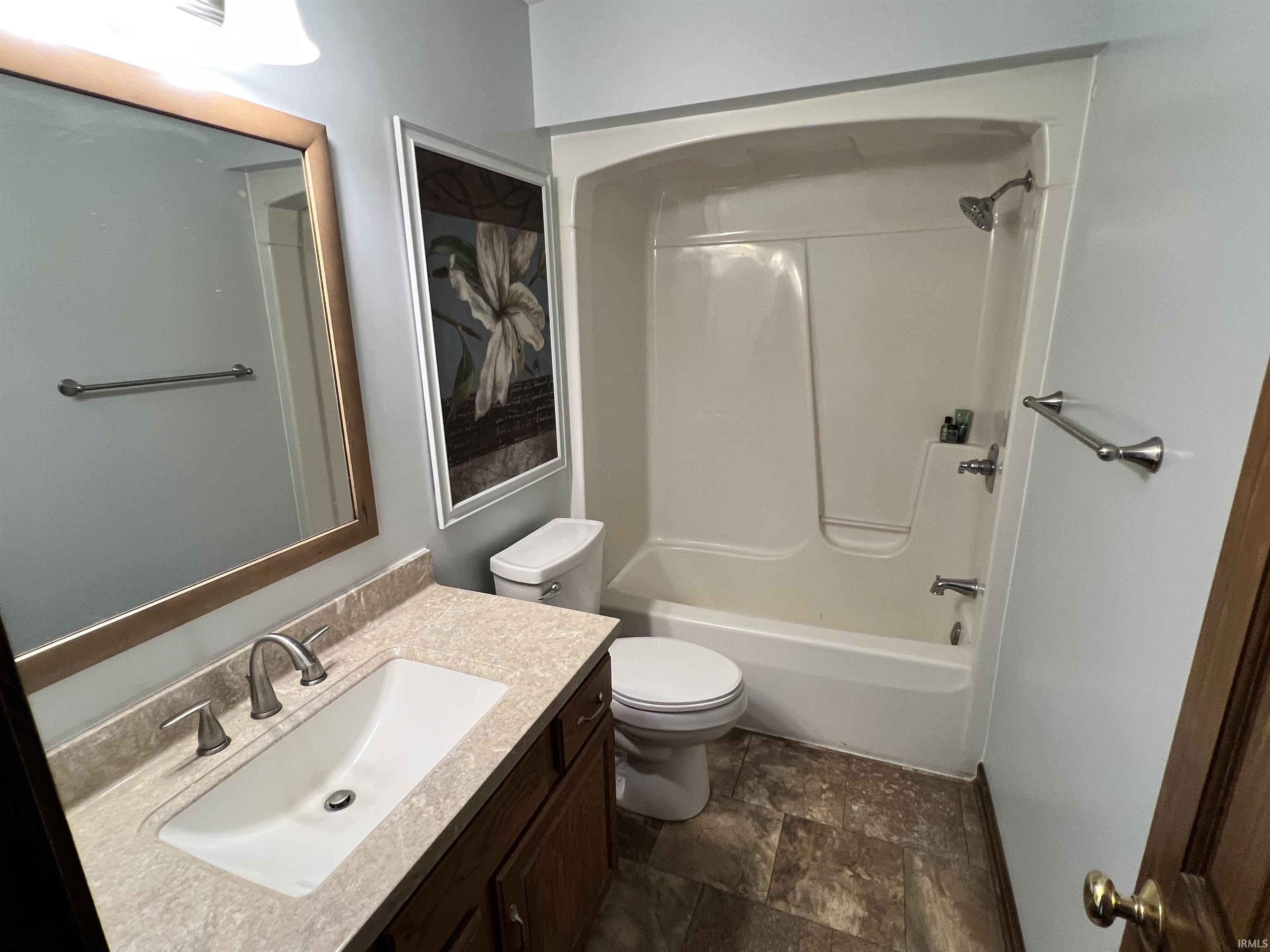 223 E Deerwood Court Warsaw IN 46582
