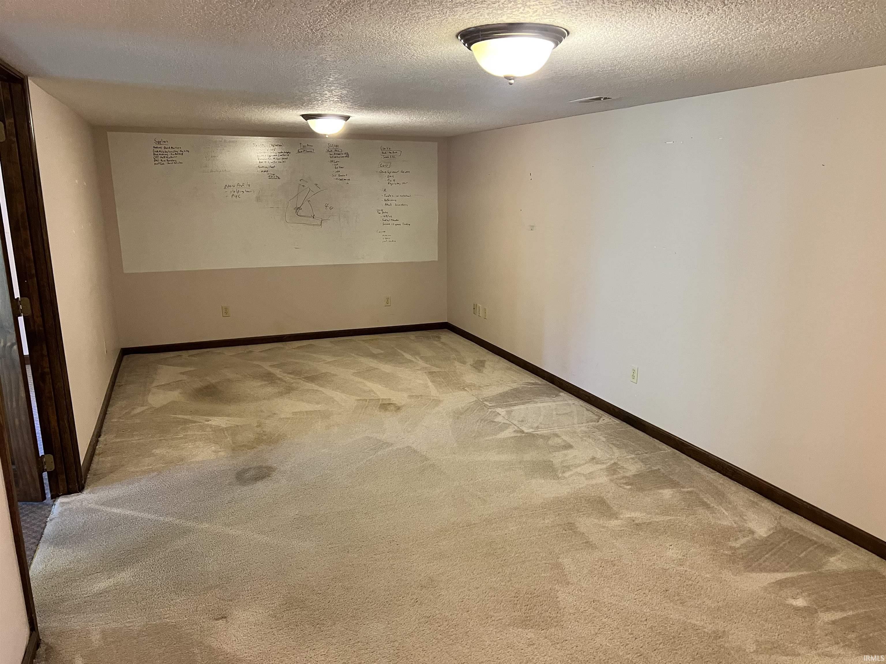 223 E Deerwood Court Warsaw IN 46582