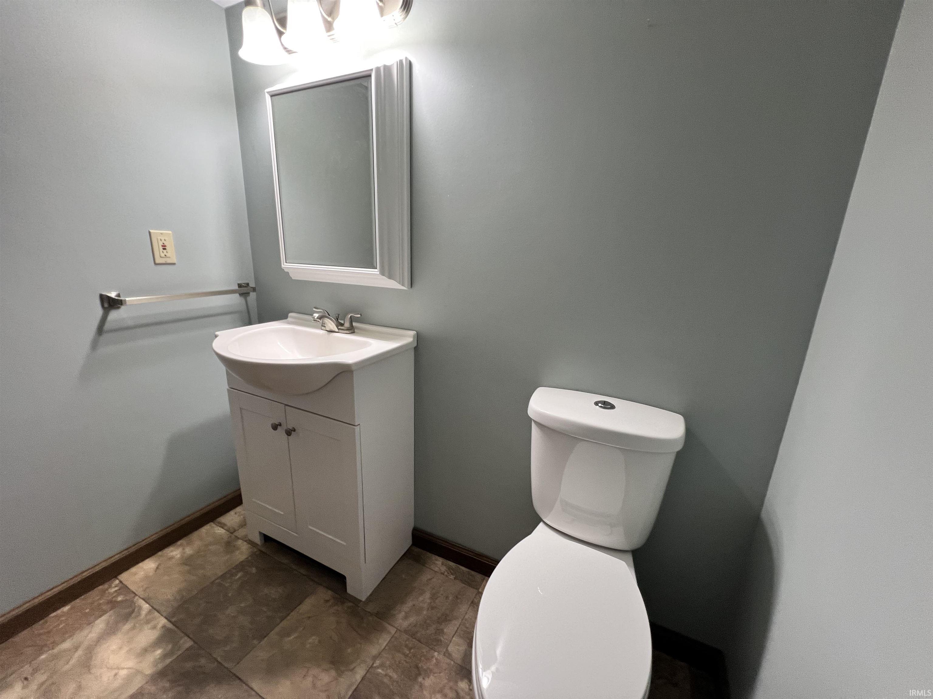 223 E Deerwood Court Warsaw IN 46582