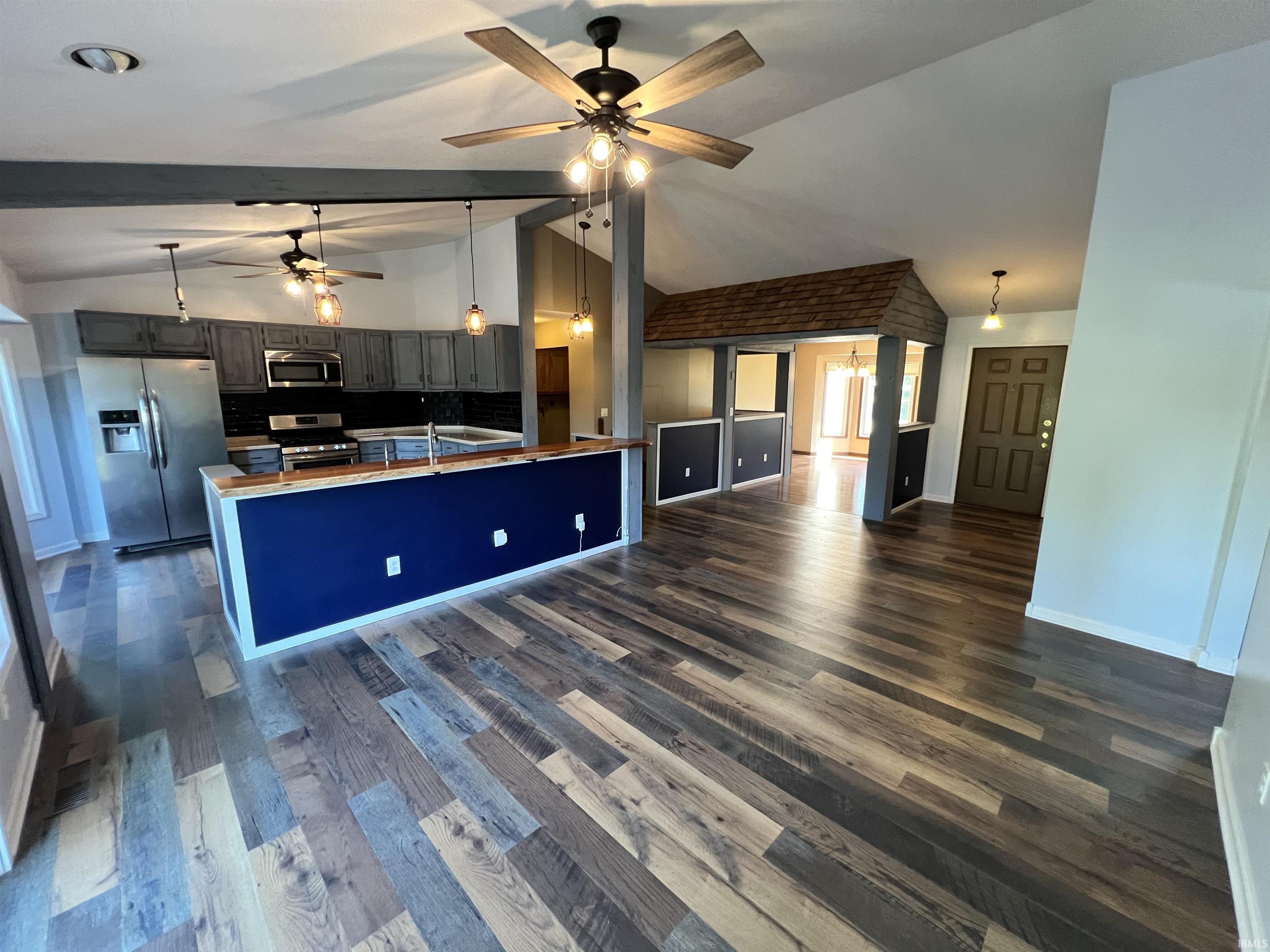 223 E Deerwood Court Warsaw IN 46582