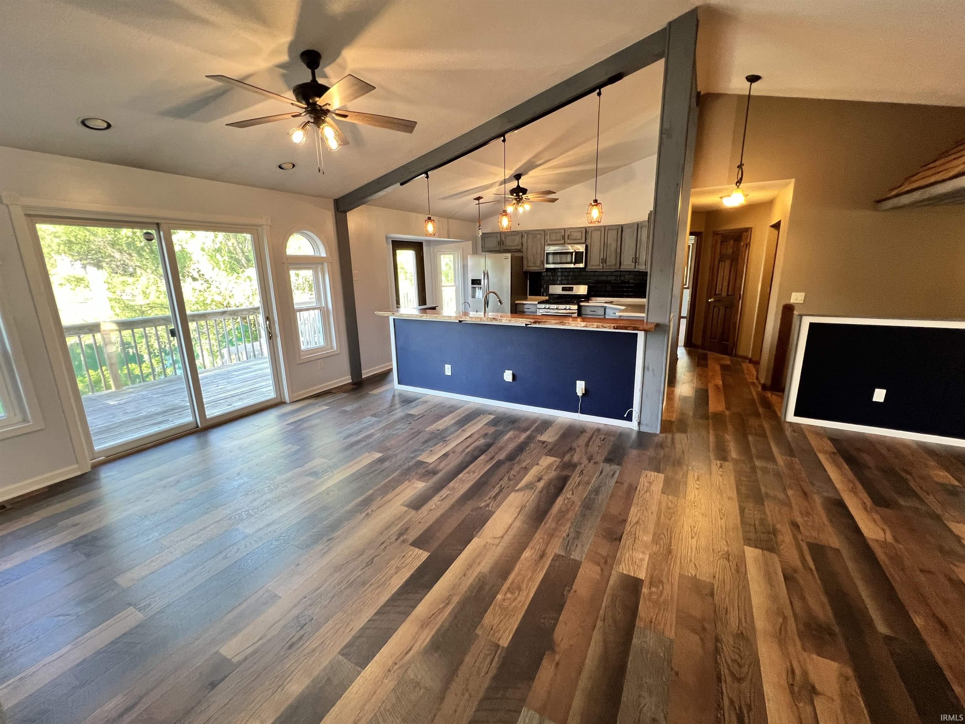 223 E Deerwood Court Warsaw IN 46582