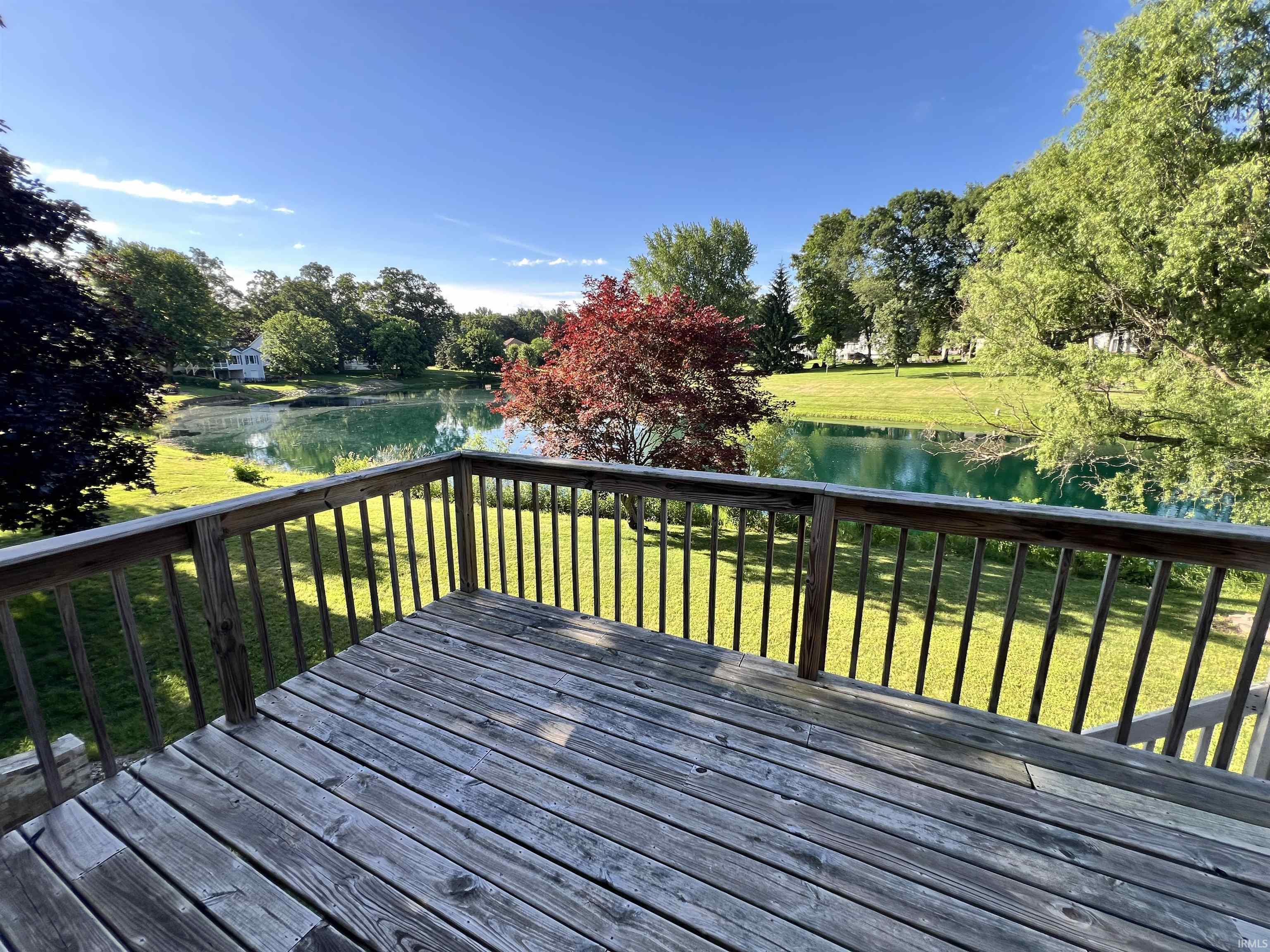 223 E Deerwood Court Warsaw IN 46582