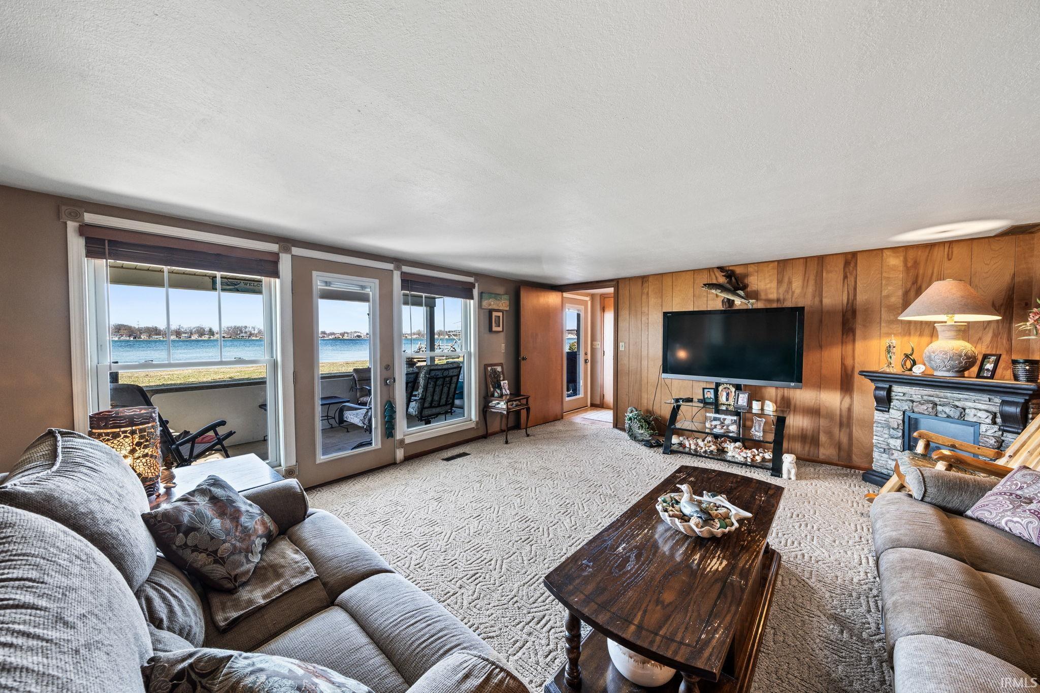 25983 Lake Drive Elkhart IN 46514