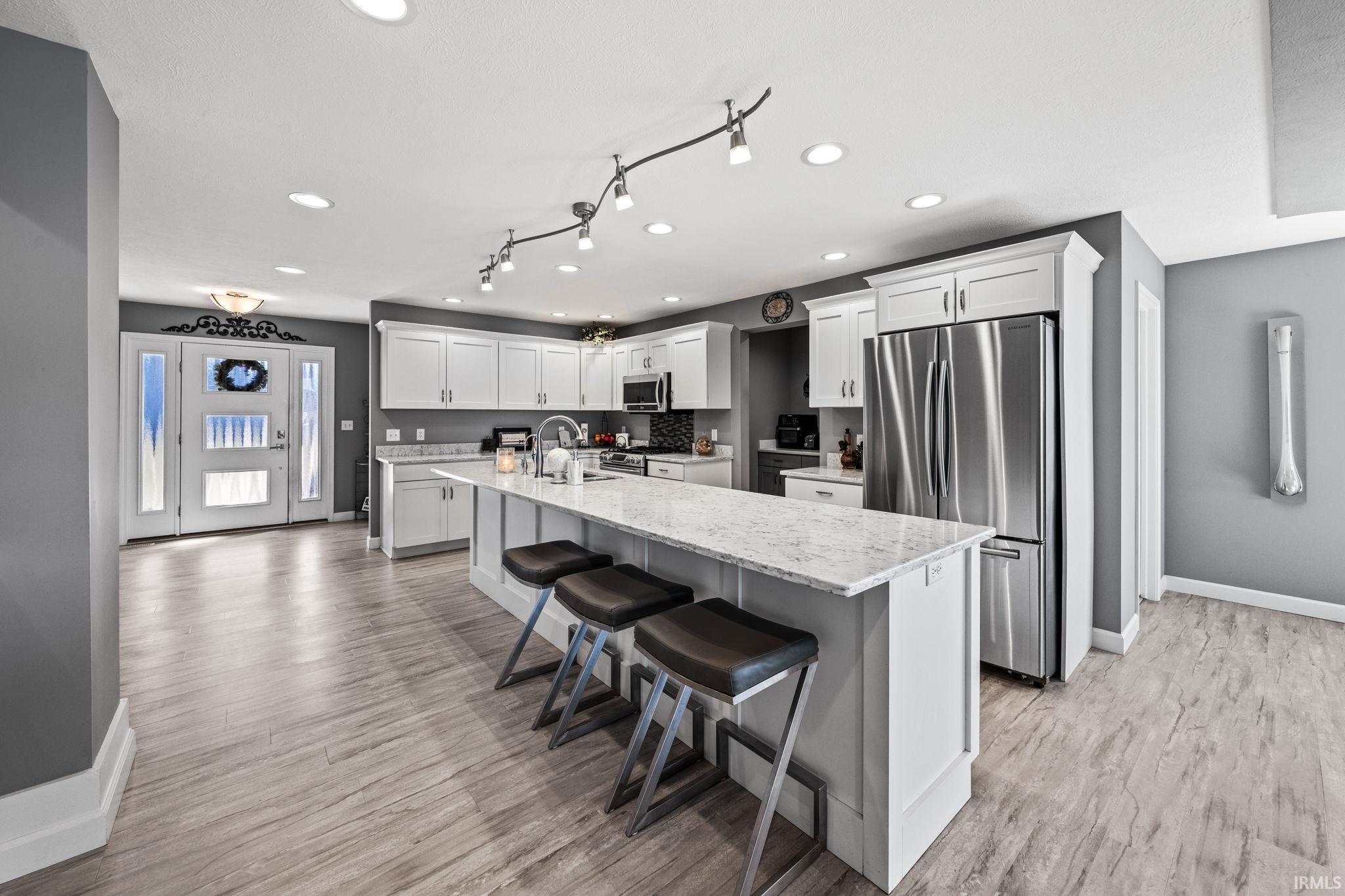 25983 Lake Drive Elkhart IN 46514