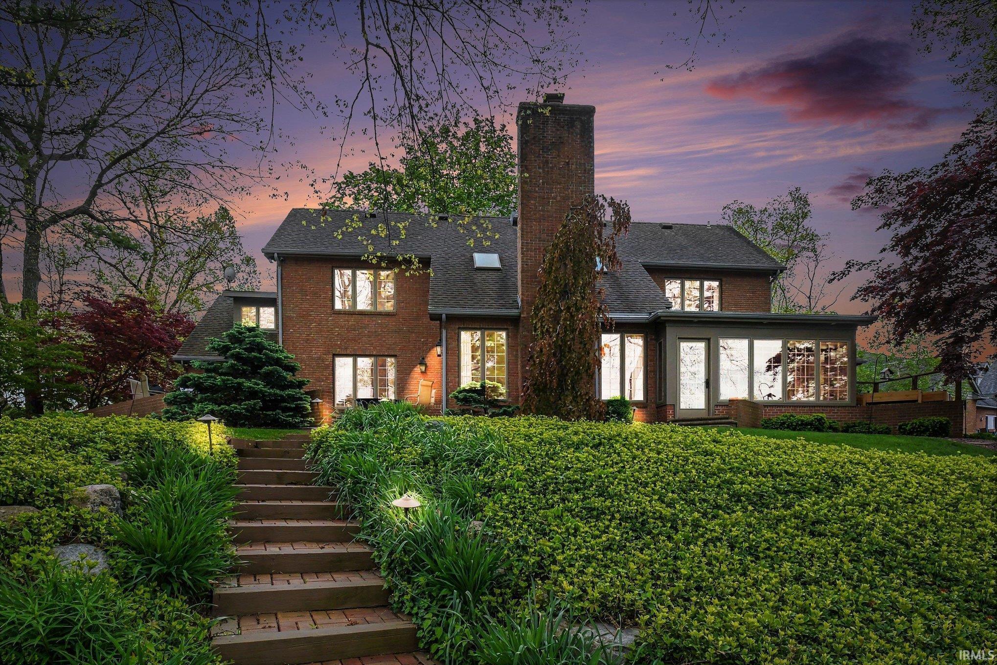 54940 Woodhold Court Elkhart IN 46516