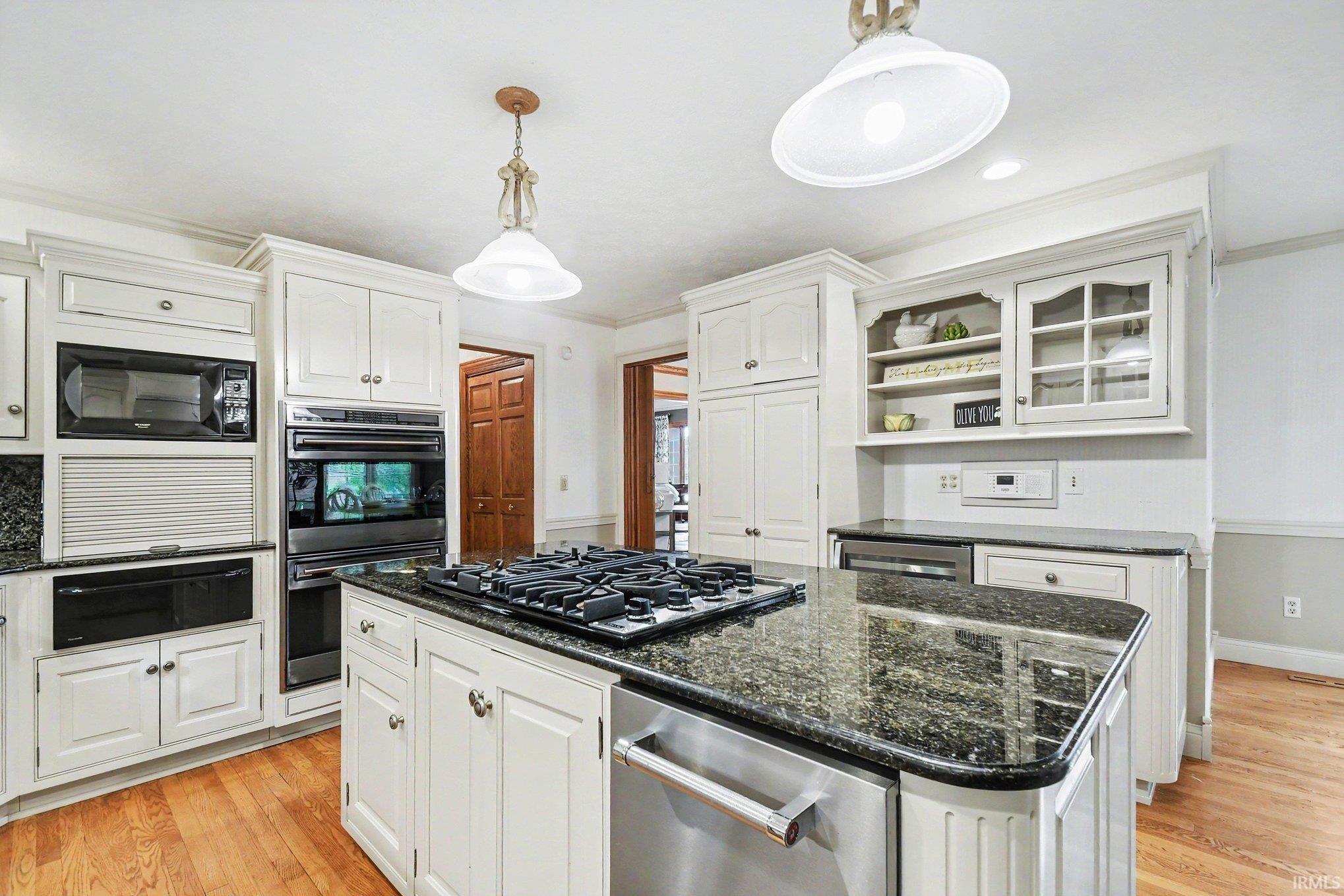 54940 Woodhold Court Elkhart IN 46516