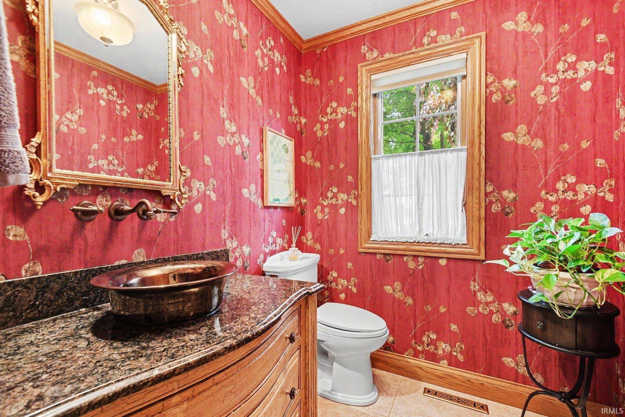 54940 Woodhold Court Elkhart IN 46516