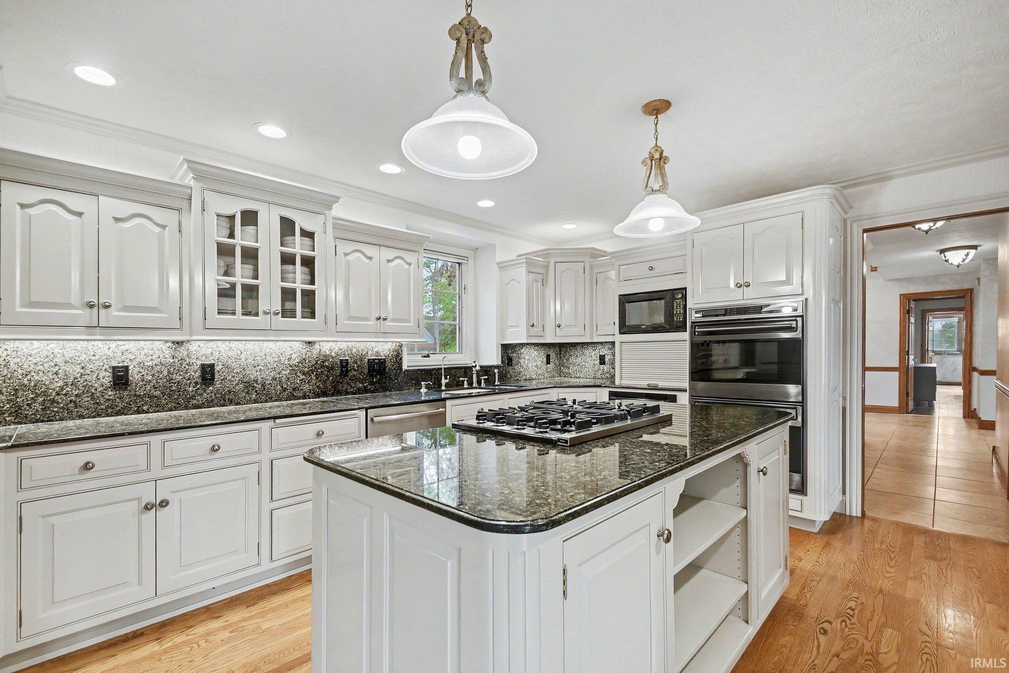 54940 Woodhold Court Elkhart IN 46516