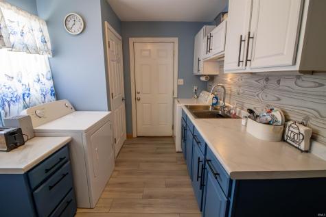 12 E Sunnydale Drive Huntington IN 46750