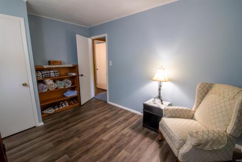 12 E Sunnydale Drive Huntington IN 46750