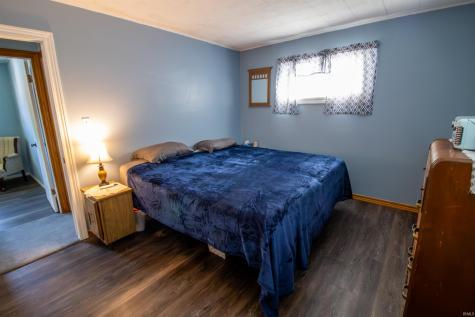 12 E Sunnydale Drive Huntington IN 46750