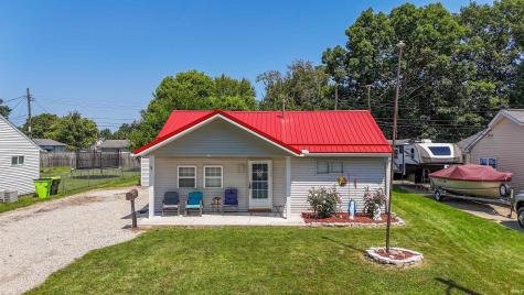 12 E Sunnydale Drive Huntington IN 46750