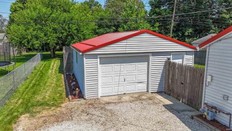 12 E Sunnydale Drive Huntington IN 46750