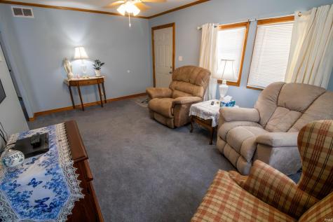12 E Sunnydale Drive Huntington IN 46750