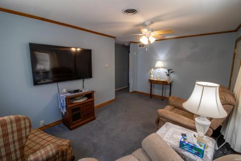 12 E Sunnydale Drive Huntington IN 46750