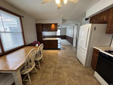 7090 W Crestwood Drive Delphi IN 46923