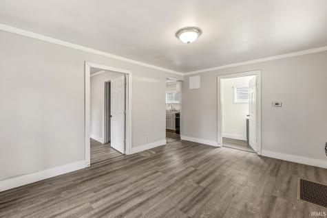1910 Johnson Street South Bend IN 46628