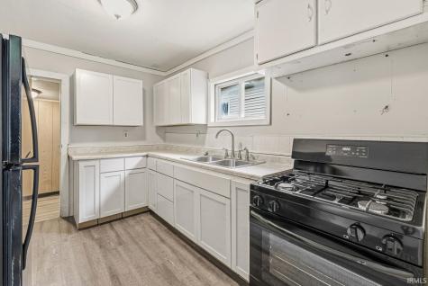 1910 Johnson Street South Bend IN 46628