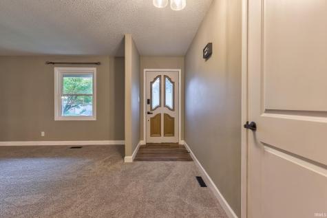 6576 Green Hill Drive Evansville IN 47711