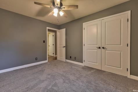 6576 Green Hill Drive Evansville IN 47711