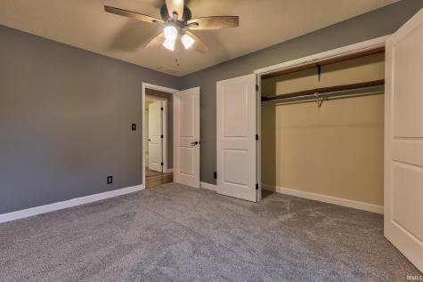 6576 Green Hill Drive Evansville IN 47711