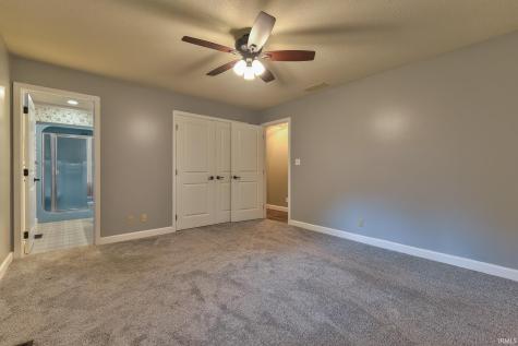 6576 Green Hill Drive Evansville IN 47711