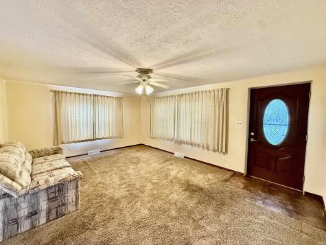 612 S West Street Winamac IN 46996