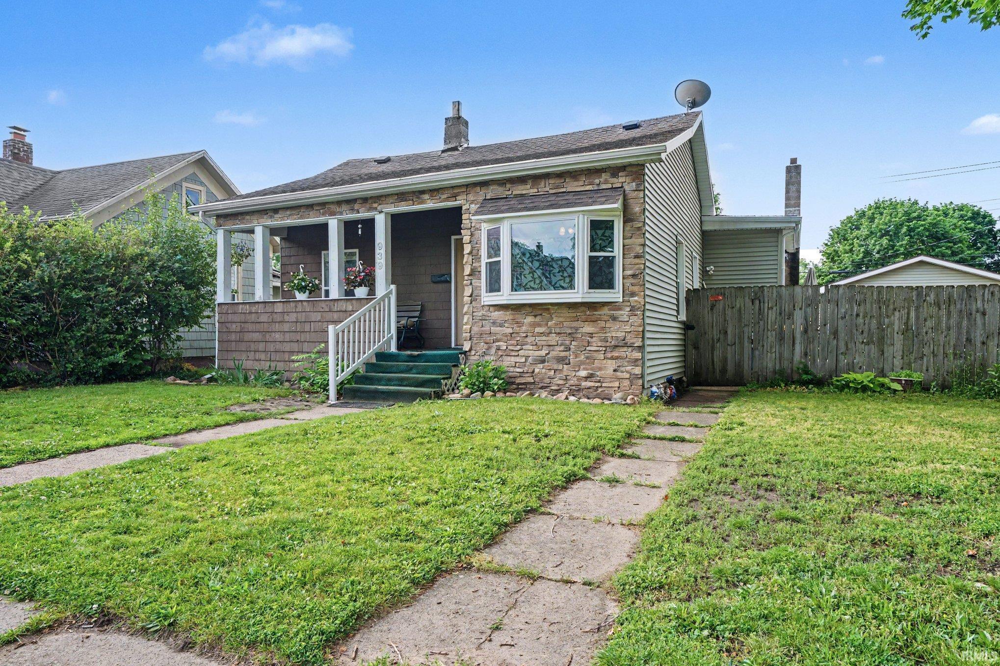939 E 4th Street Mishawaka IN 46544
