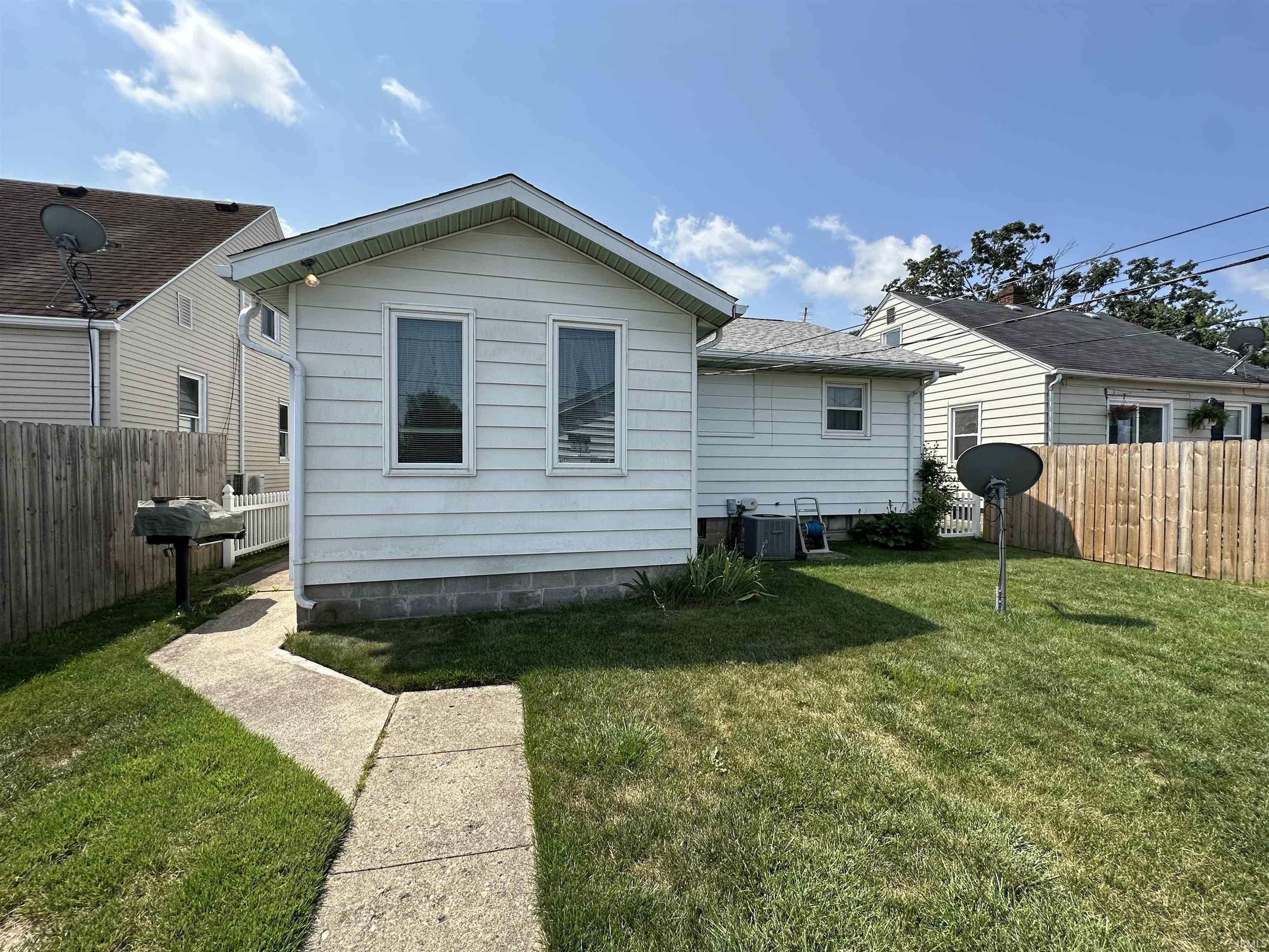 132 E 16th Street Mishawaka IN 46544