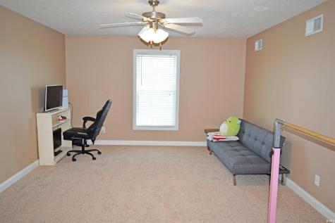 4104 Eagle Watch Drive Evansville IN 47725