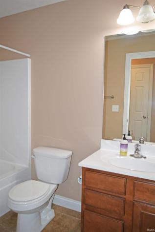 4104 Eagle Watch Drive Evansville IN 47725