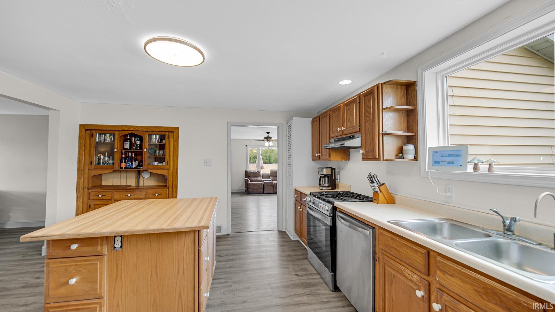 17011 14th Road Plymouth IN 46563