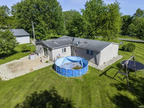10390 E 375 N Howe IN 46746